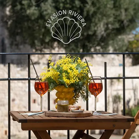 La Pablita, Vieil Antibes, Remparts * Antibes
