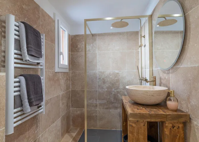 Apartment La Pablita By Evasion Riviera, Vieil Antibes, Remparts *